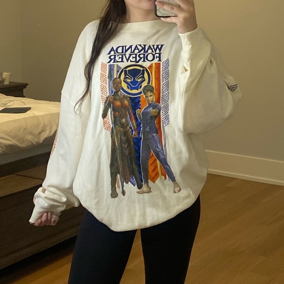 NWT White "Wakanda Forever" Crewneck Sweater - Picture 1 of 5